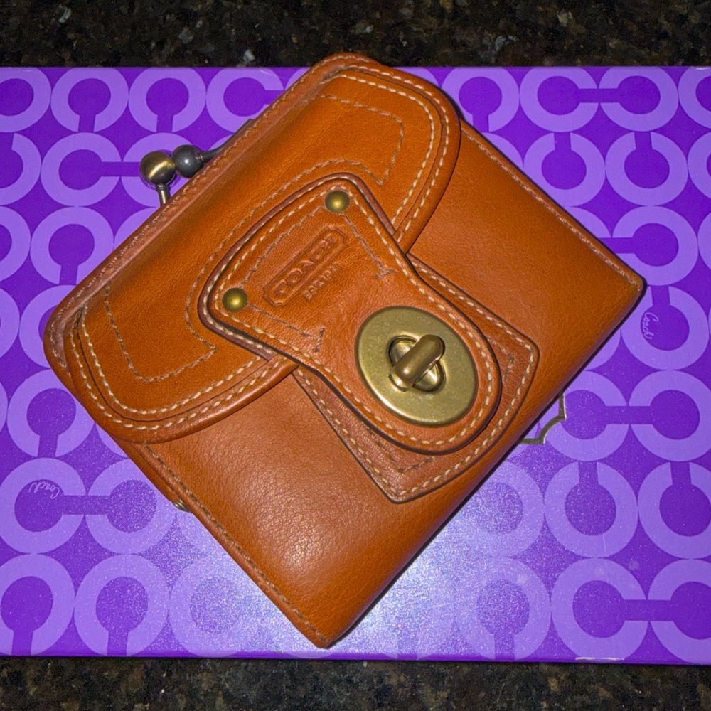 ❤️NEW VINTAGE COACH LEGACY WHISKEY LEATHER KISSLOCK WALLET 65TH ANNIVERSARY❤️